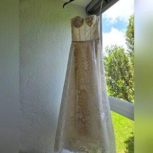 Calvin Klein Ivory Floral Wedding Gown